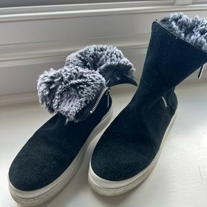 J Slides NYC Womens Tristan Faux Fur Platform Sneaker Bootie Black  Size 8.5